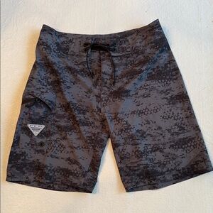 Columbia Sportswear PFG active wear shorts
